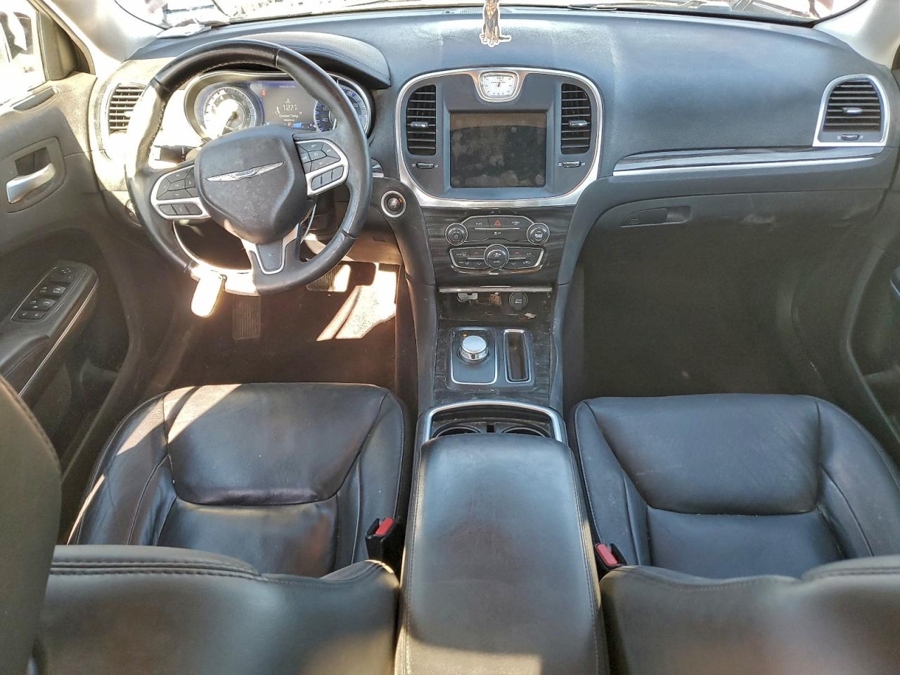 2018 Chrysler 300 Touring VIN: 2C3CCAAG0JH249681 Lot: 93786325