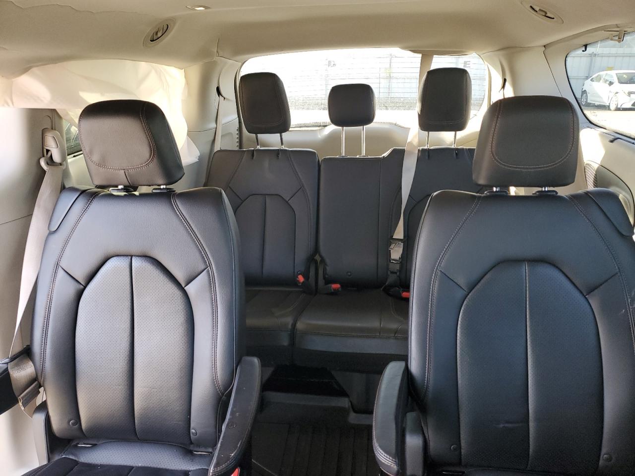 2018 Chrysler Pacifica Touring L Plus VIN: 2C4RC1EG6JR234354 Lot: 92933095