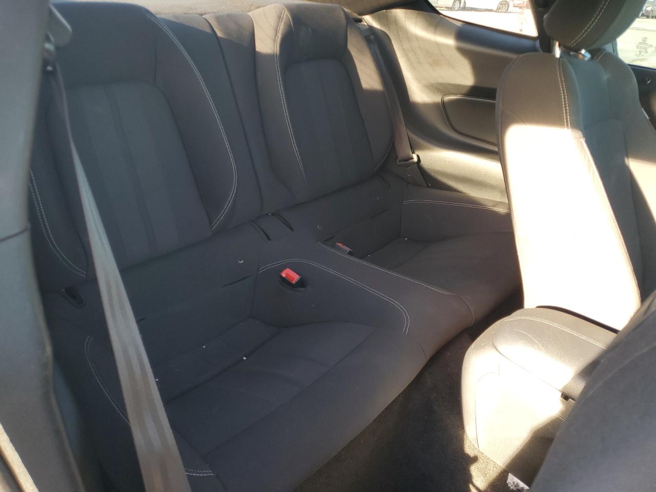 2018 Ford Mustang VIN: 1FA6P8TH2J5176371 Lot: 92123095