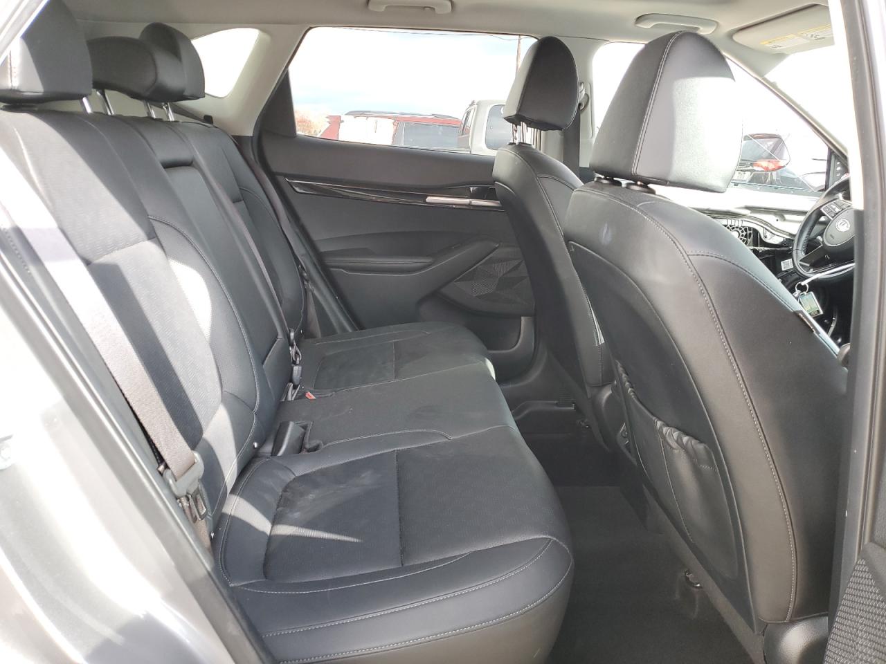 2021 Kia Seltos Sx VIN: KNDETCA26M7212204 Lot: 92204095