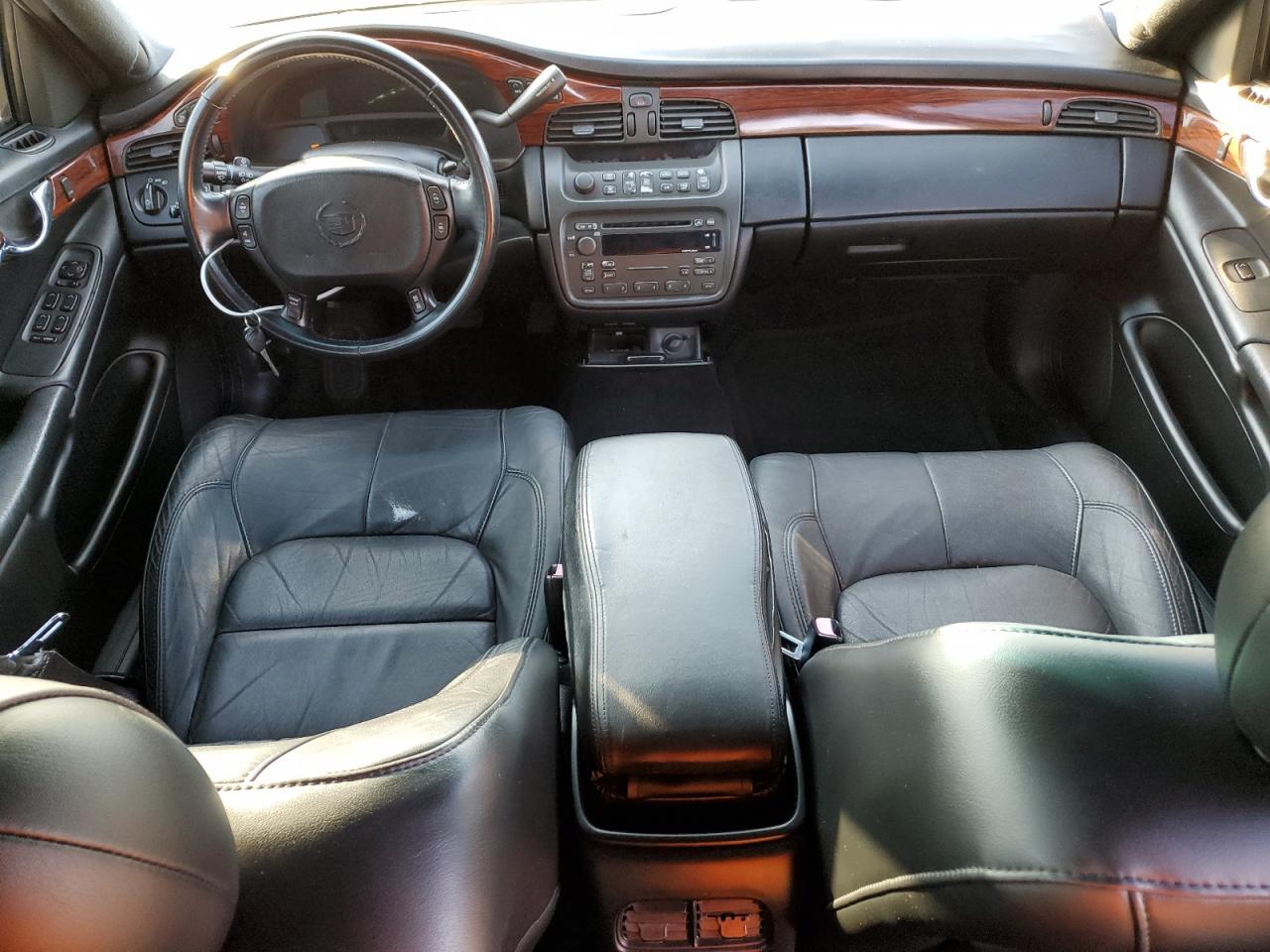 2004 Cadillac Professional Chassis VIN: 1GEEH90Y24U550055 Lot: 89628555