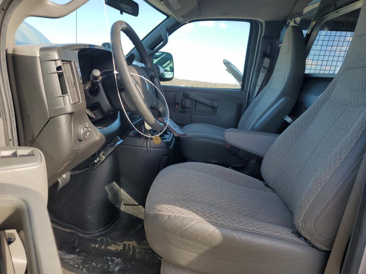 2018 Chevrolet Express G3500 Ls VIN: 1GAZGNFG0J1324297 Lot: 92298745