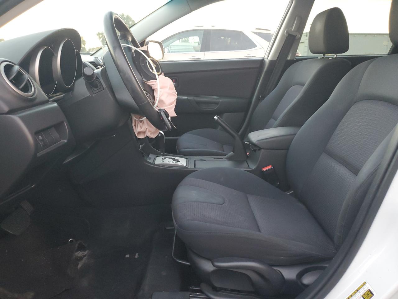 2008 Mazda 3 Hatchback VIN: JM1BK344X81870104 Lot: 91936605