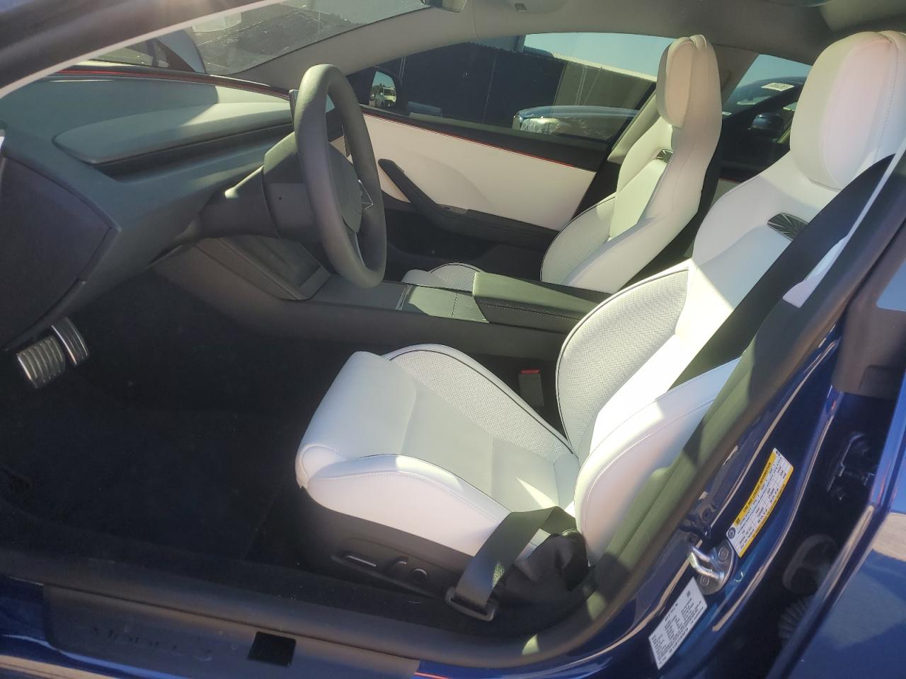 2025 Tesla Model 3 VIN: 5YJ3E1ET2SF063130 Lot: 92362455