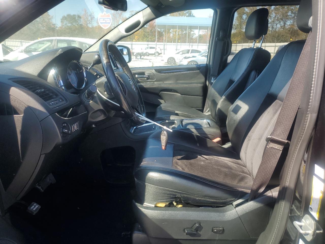 2015 Dodge Grand Caravan Sxt VIN: 2C4RDGCG2FR670791 Lot: 91233945