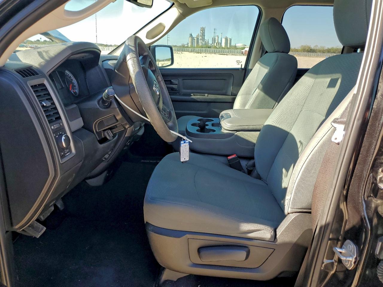 2018 Ram 1500 St VIN: 1C6RR6FT9JS161347 Lot: 94123215