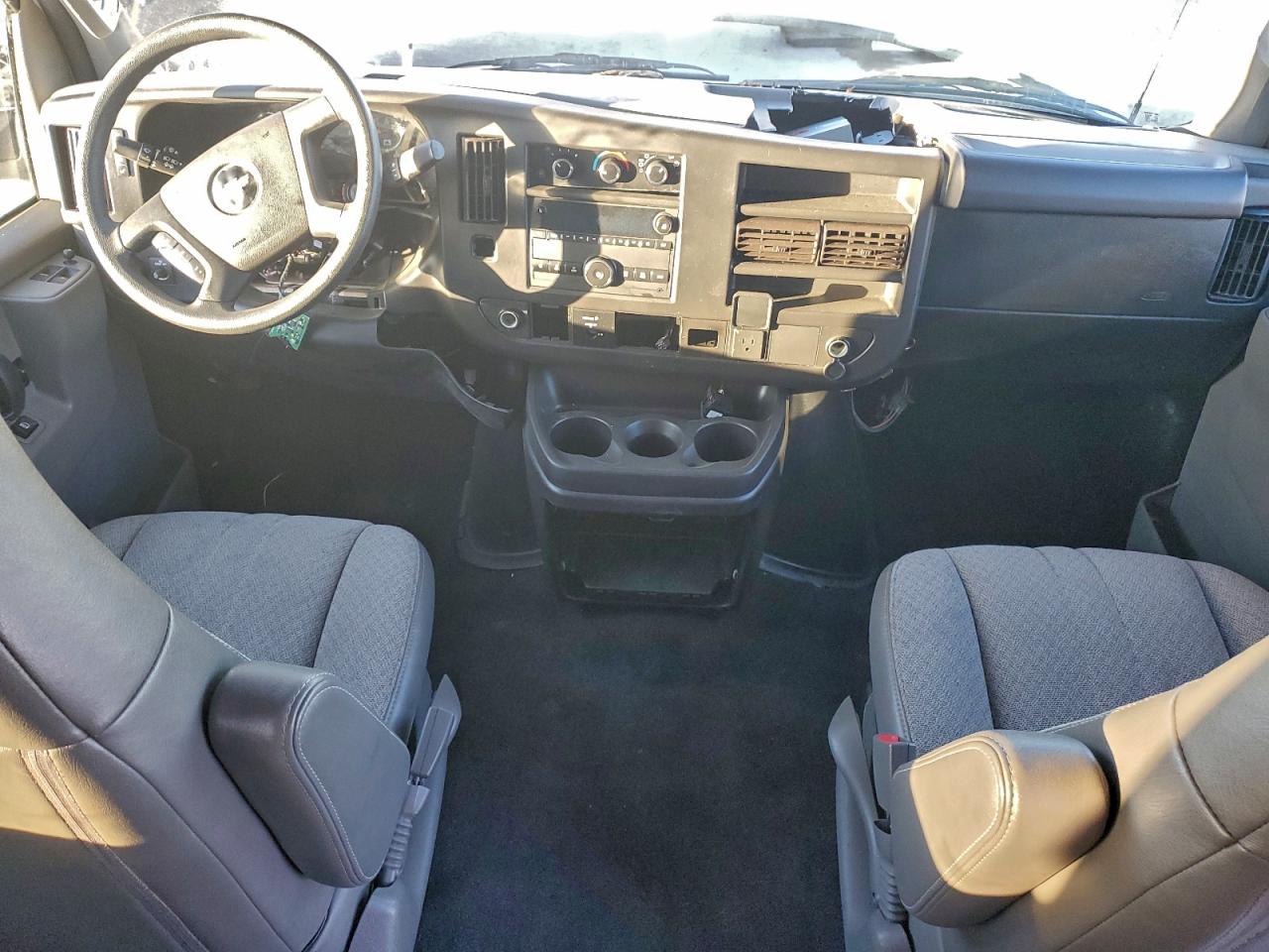 2020 Chevrolet Express G3500 Lt VIN: 1GAZGPFG7L1169813 Lot: 94494395