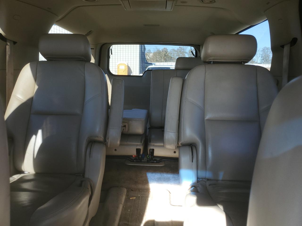 2009 Chevrolet Suburban C1500 Ltz VIN: 1GNFC36099R146312 Lot: 92188375