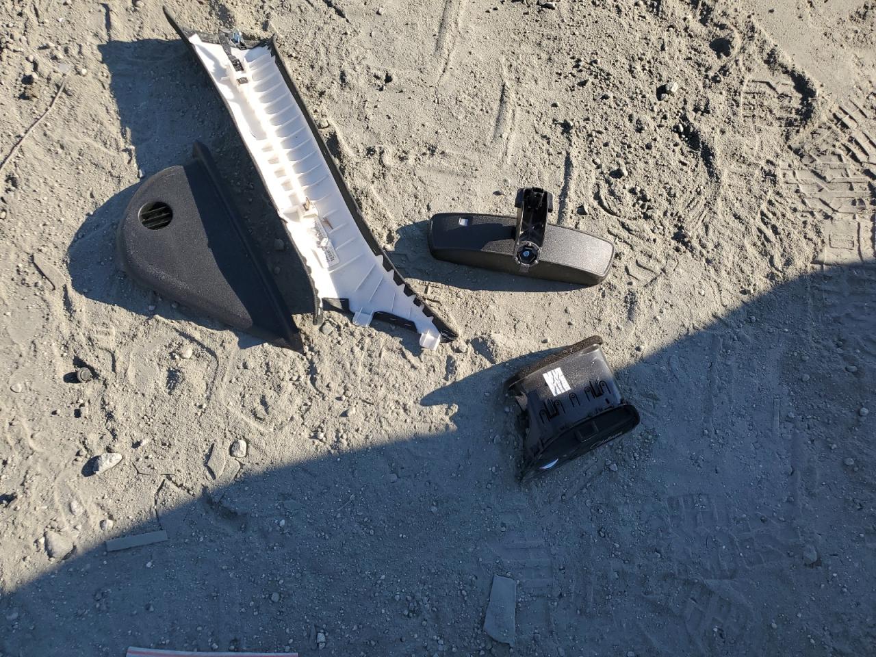 2020 Dodge Challenger Sxt VIN: 2C3CDZAGXLH223295 Lot: 93177045