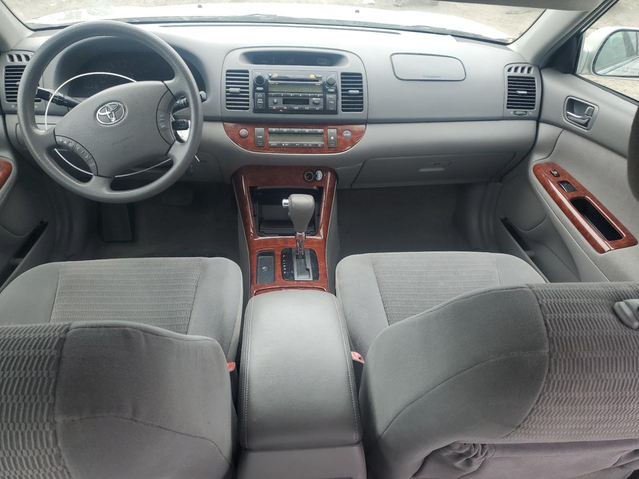 2005 Toyota Camry Le VIN: 4T1BE32K25U634559 Lot: 90572025