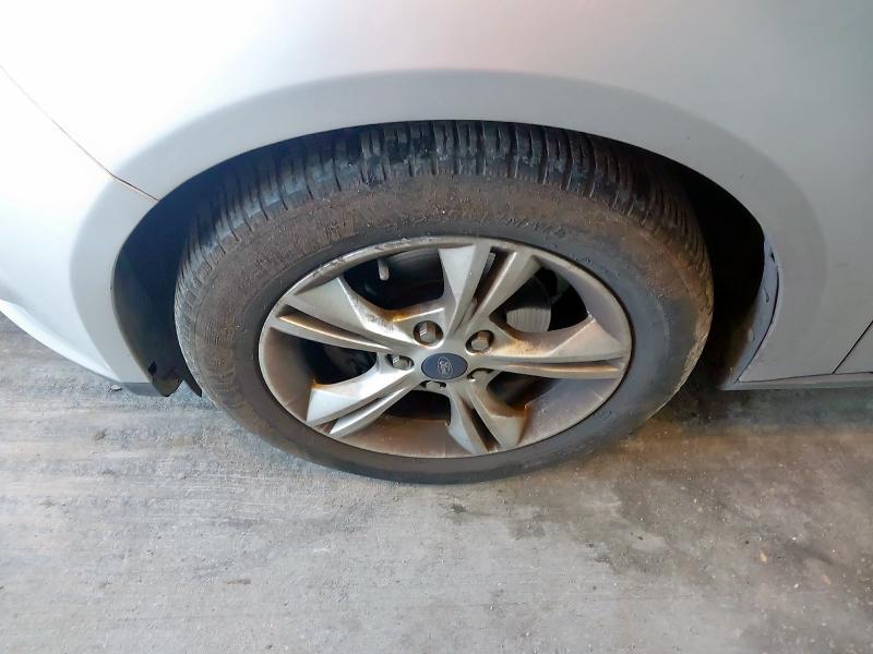 2011 FORD FOCUS 1.6 125 ZETEC 5DR POWERSHIFT