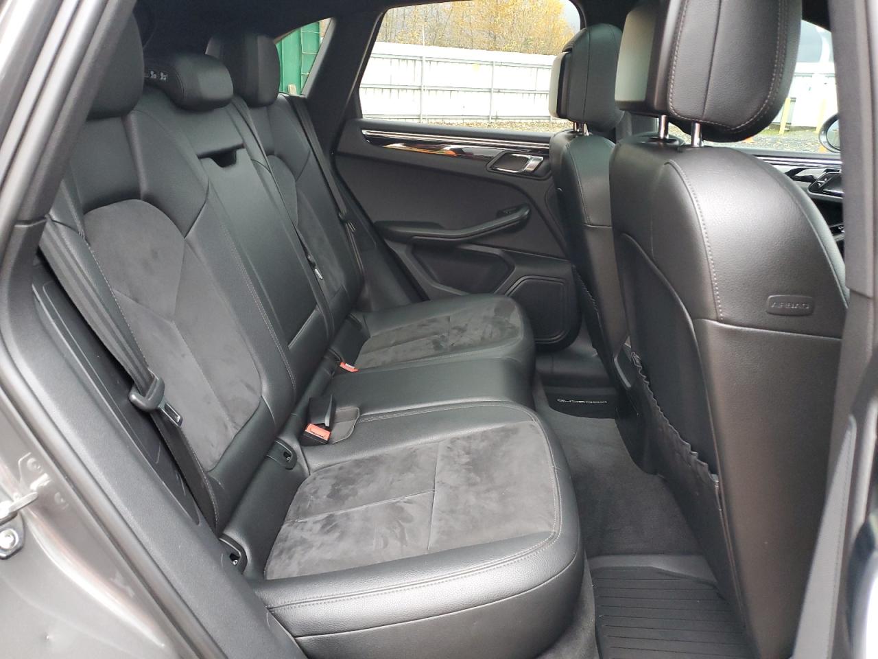 2015 Porsche Macan S VIN: WP1AB2A52FLB52212 Lot: 92234065