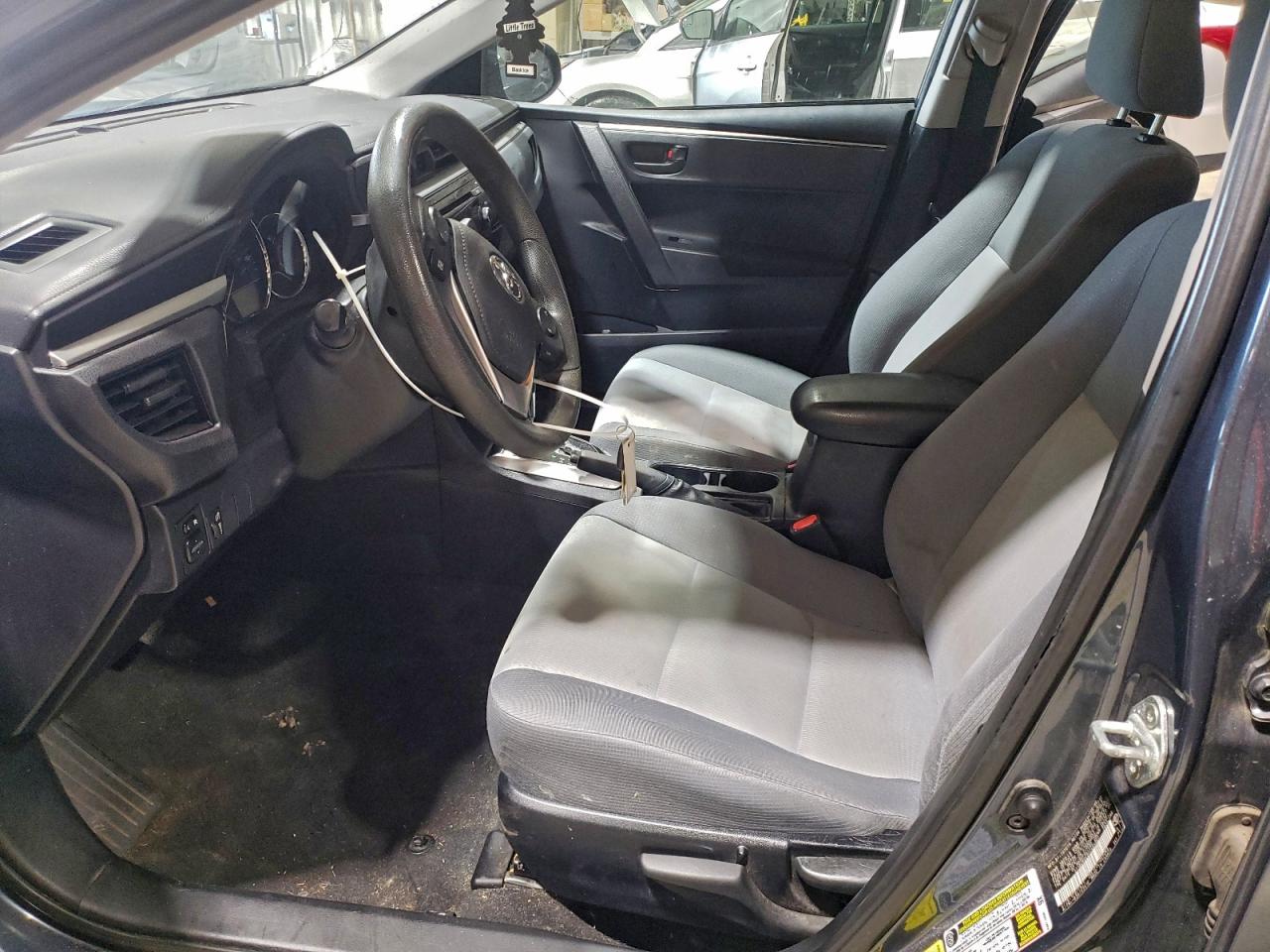 2015 Toyota Corolla L VIN: 2T1BURHE8FC464962 Lot: 93309115