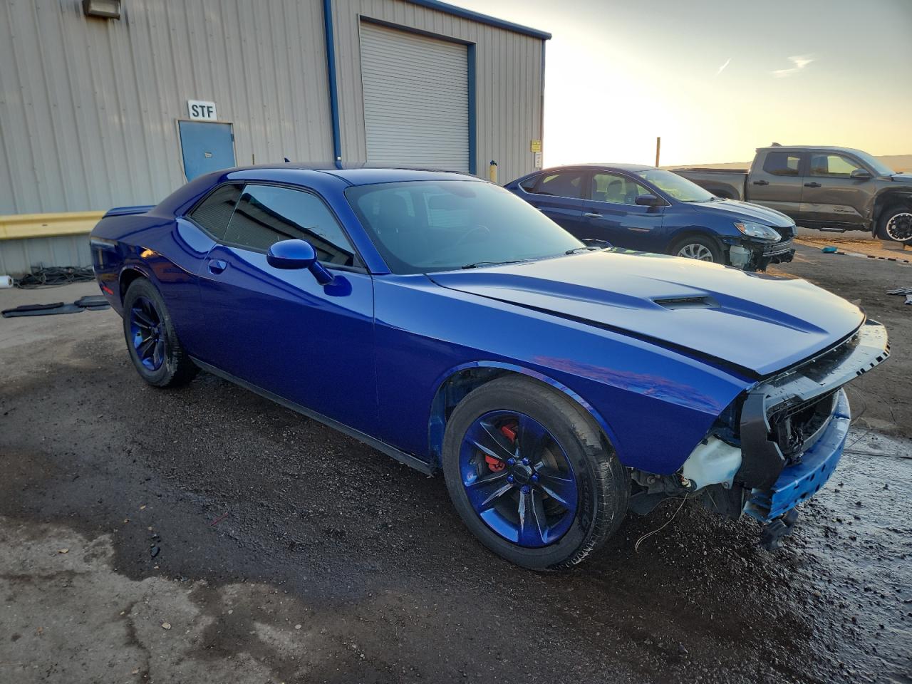 2018 Dodge Challenger Sxt VIN: 2C3CDZAG5JH215327 Lot: 93049665
