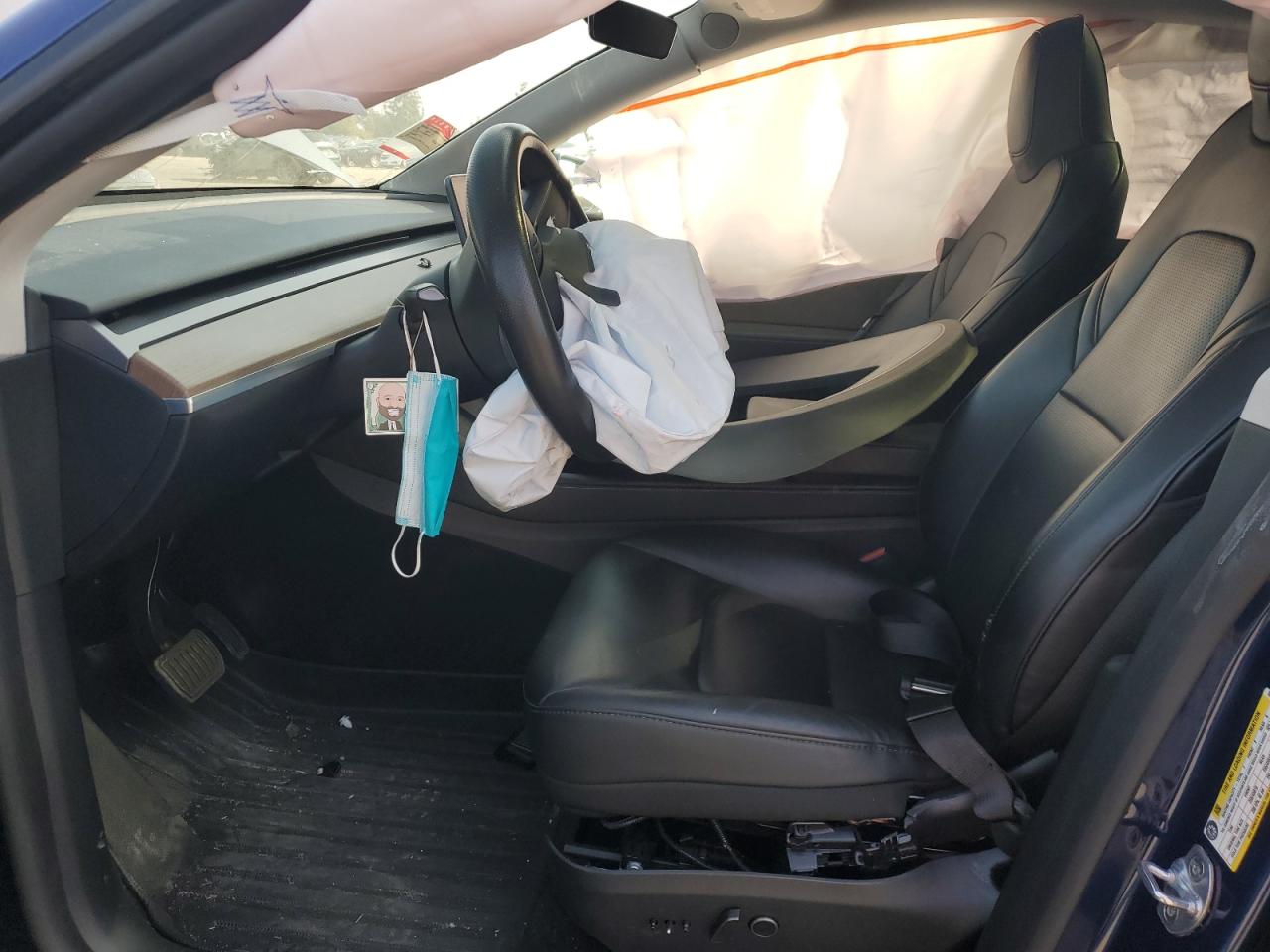 2024 Tesla Model Y VIN: 7SAYGAEE5RF205498 Lot: 91003985