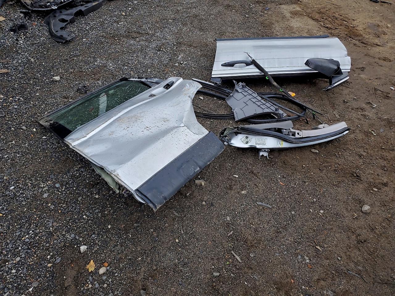 2009 Honda Cr-V Lx VIN: 3CZRE38349G702642 Lot: 94587805