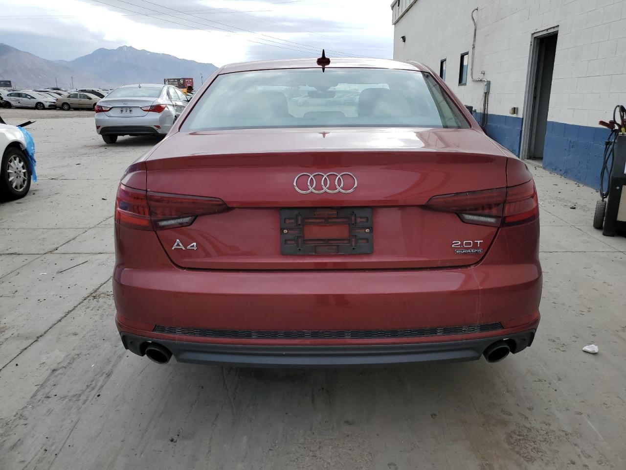 2018 Audi A4 Premium Plus VIN: WAUENAF4XJN005828 Lot: 93230925