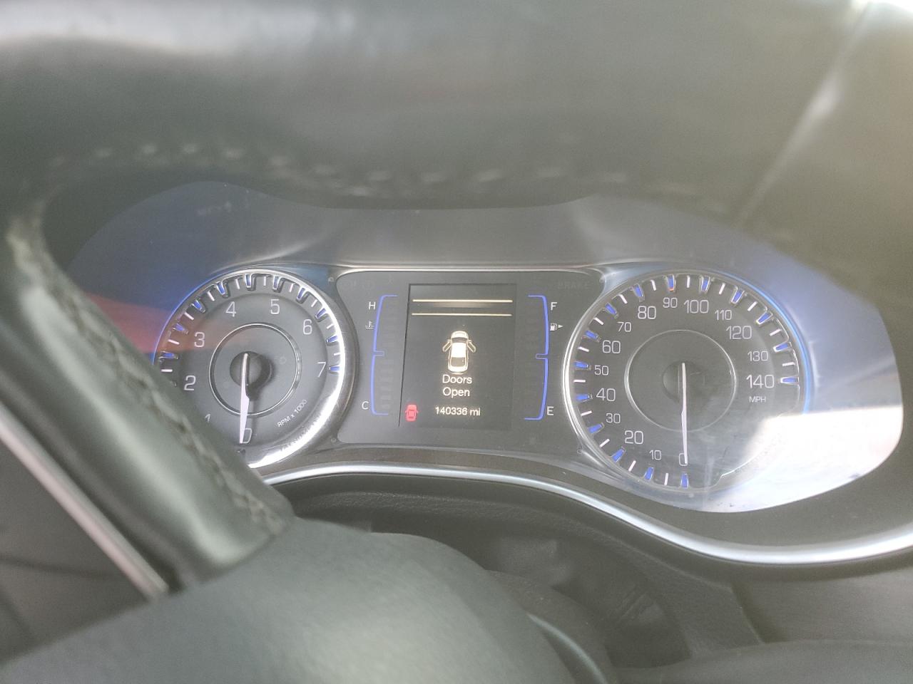 2016 Chrysler 200 Limited VIN: 1C3CCCAB2GN153292 Lot: 91820005