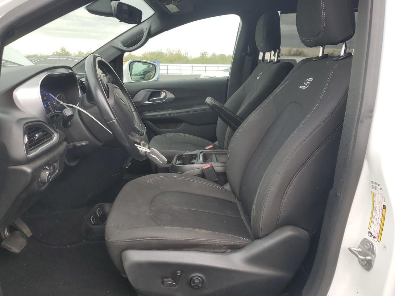 2018 Chrysler Pacifica Touring Plus VIN: 2C4RC1FG4JR287228 Lot: 92130575