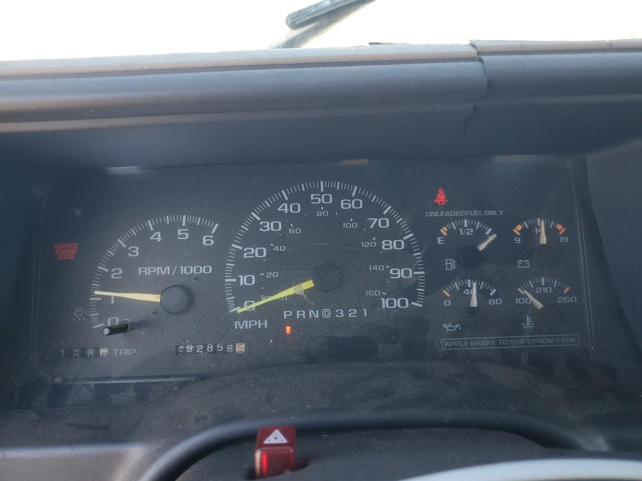 1998 Chevrolet Gmt-400 C1500 VIN: 2GCEC19R3W1178678 Lot: 93008515