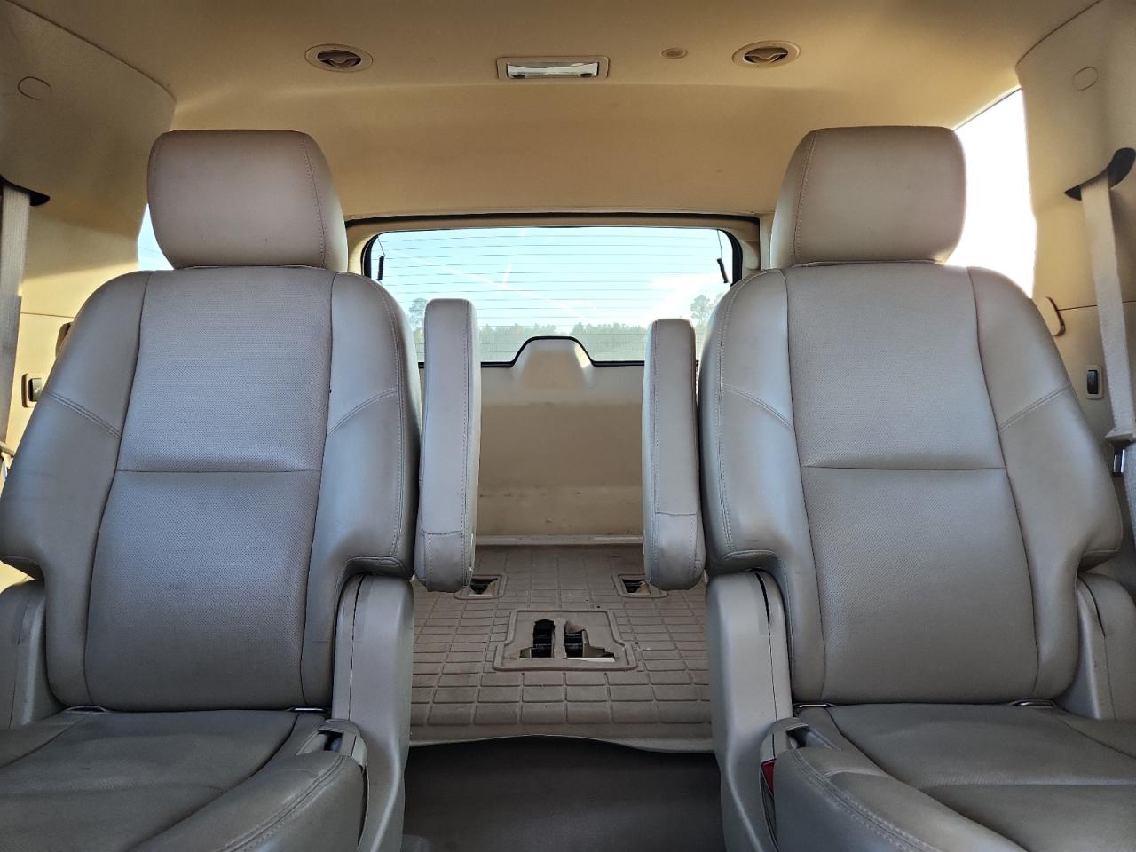 2011 GMC Yukon Denali VIN: 1GKS2EEF6BR383412 Lot: 90520135