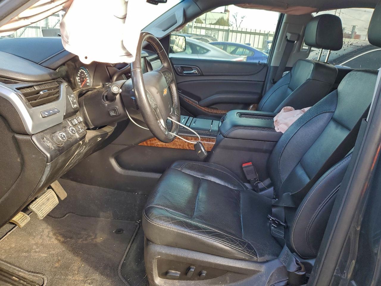 2019 Chevrolet Suburban K1500 Premier VIN: 1GNSKJKC7KR140679 Lot: 93560745