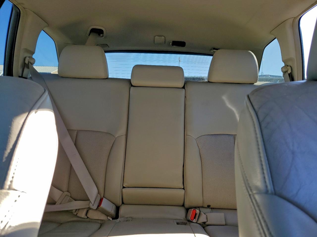 2011 Subaru Outback 2.5I Limited VIN: 4S4BRBKC9B3336034 Lot: 94299145