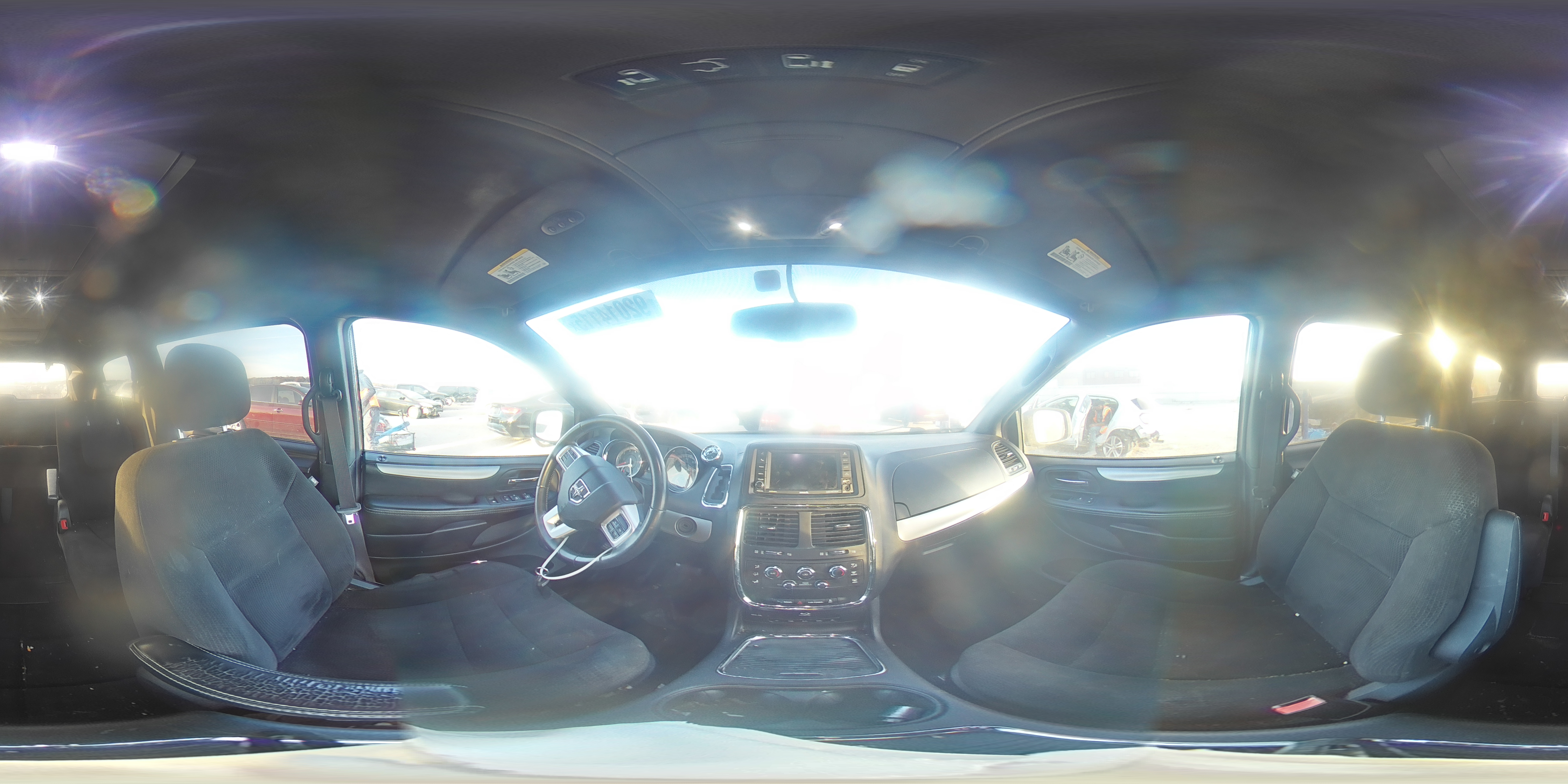 2015 Dodge Grand Caravan Sxt VIN: 2C4RDGCG9FR635827 Lot: 92014115