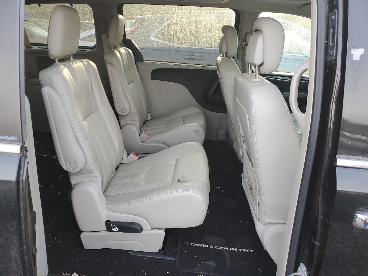 2013 Chrysler Town & Country Touring L VIN: 2C4RC1CG7DR659895 Lot: 92817865