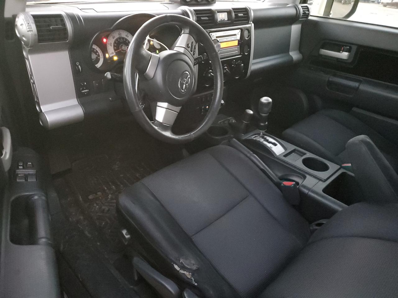 2008 Toyota Fj Cruiser VIN: JTEBU11F38K048271 Lot: 91345075
