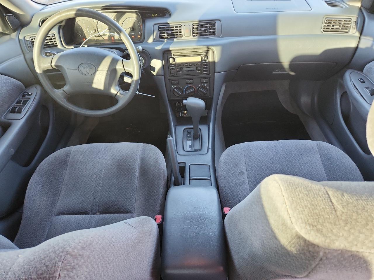 2000 Toyota Camry Ce VIN: 4T1BG22K3YU982654 Lot: 90749825