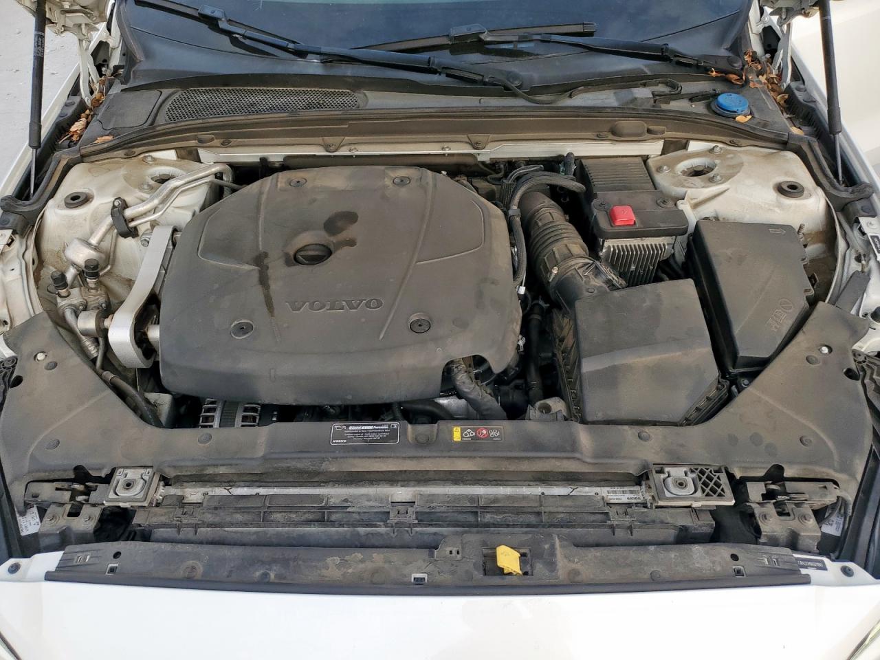 2019 Volvo S60 T6 R-Design VIN: 7JRA22TM9KG011843 Lot: 92982795