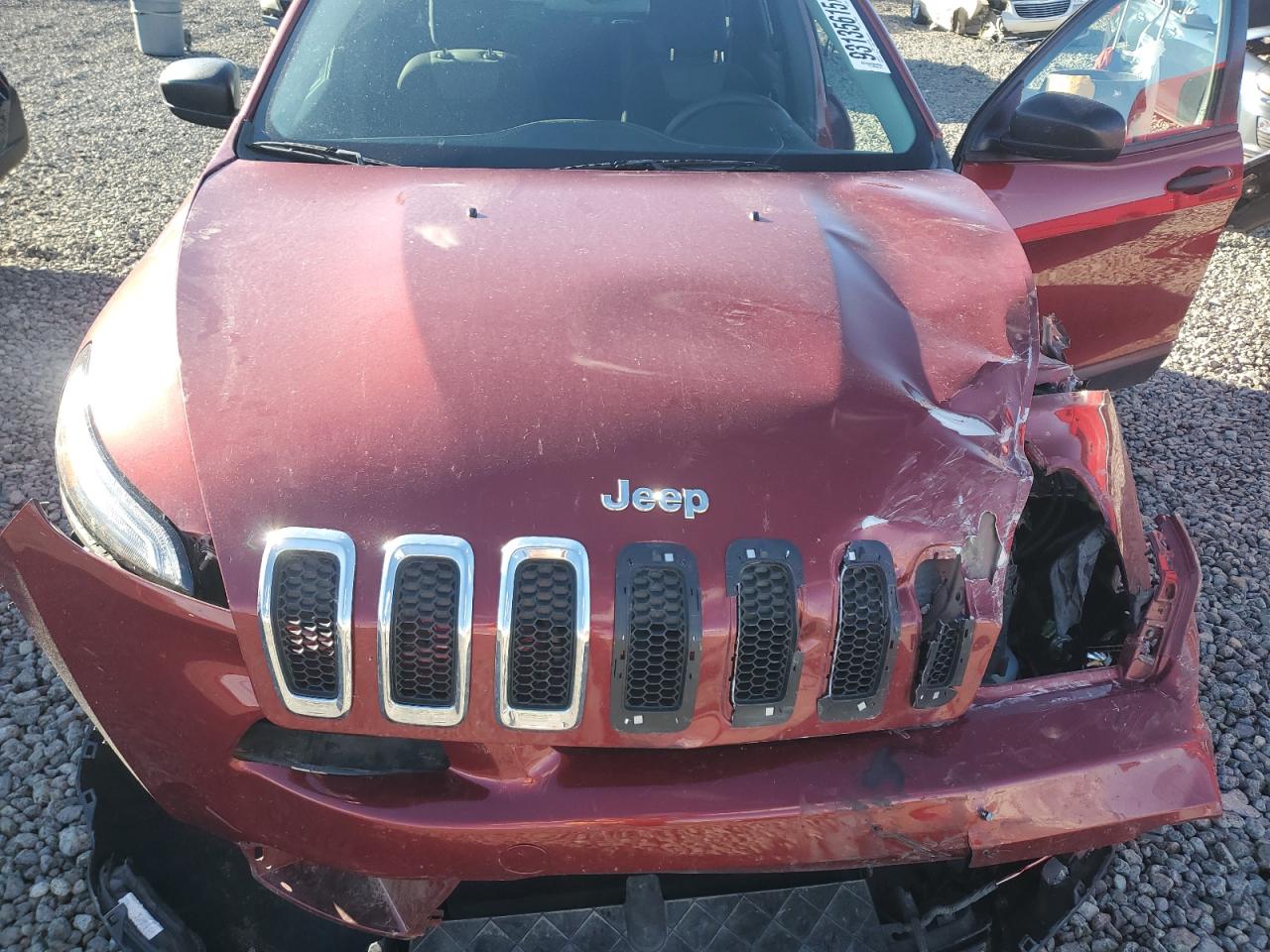 2015 Jeep Cherokee Sport VIN: 1C4PJMAB8FW764199 Lot: 93135615