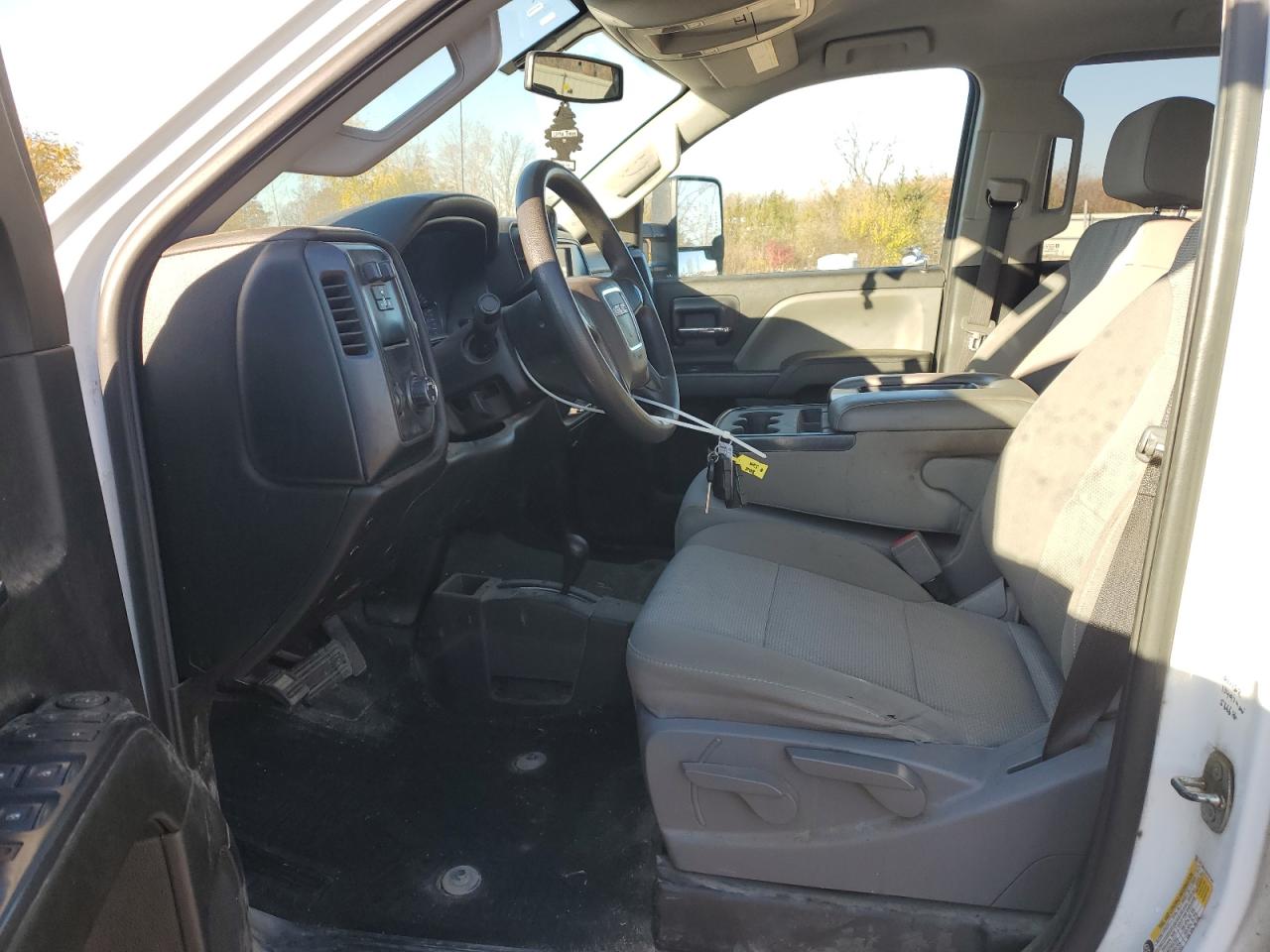 2019 GMC Sierra K2500 Heavy Duty VIN: 1GT12NEY8KF257403 Lot: 91572875