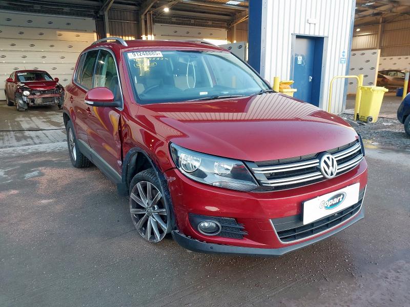 2013 VOLKSWAGEN TIGUAN 2.0 TDI BLUEMOTION TECH SE 5DR DSG