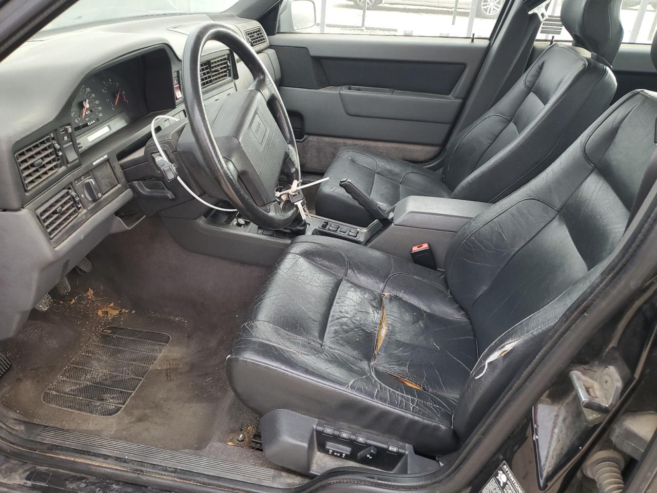 1993 Volvo 850 VIN: YV1LS550XP2055366 Lot: 92938995