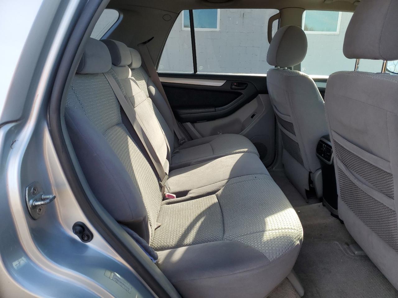 2005 Toyota 4Runner Sr5 VIN: JTEBU14R250074387 Lot: 92878865