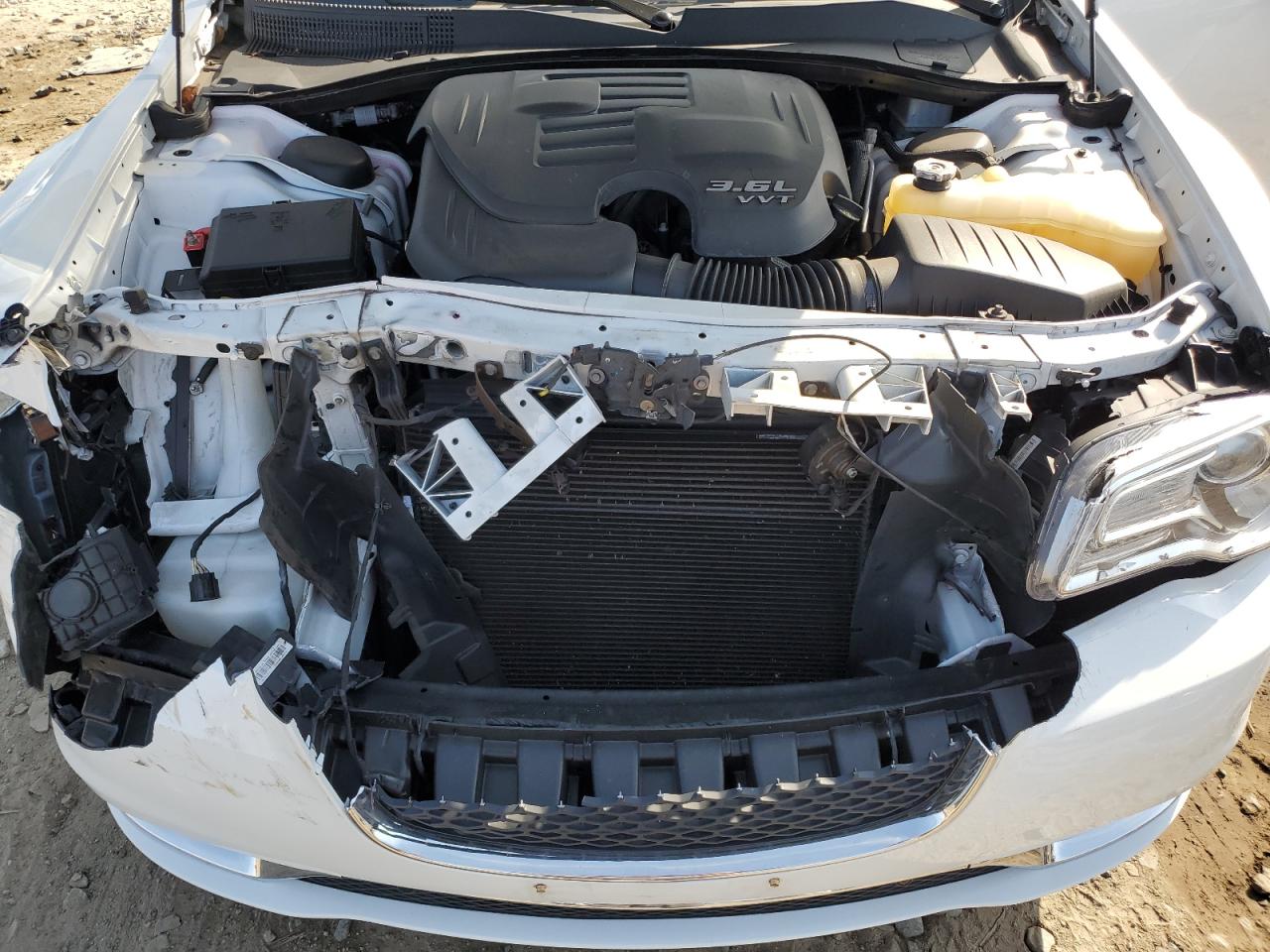 2020 Chrysler 300 Touring VIN: 2C3CCARG2LH131896 Lot: 91837805