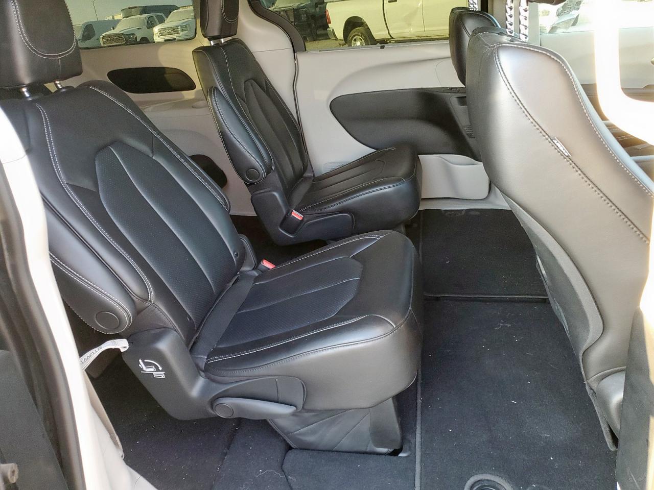 2023 Chrysler Pacifica Touring L VIN: 2C4RC1BG1PR583726 Lot: 93411695