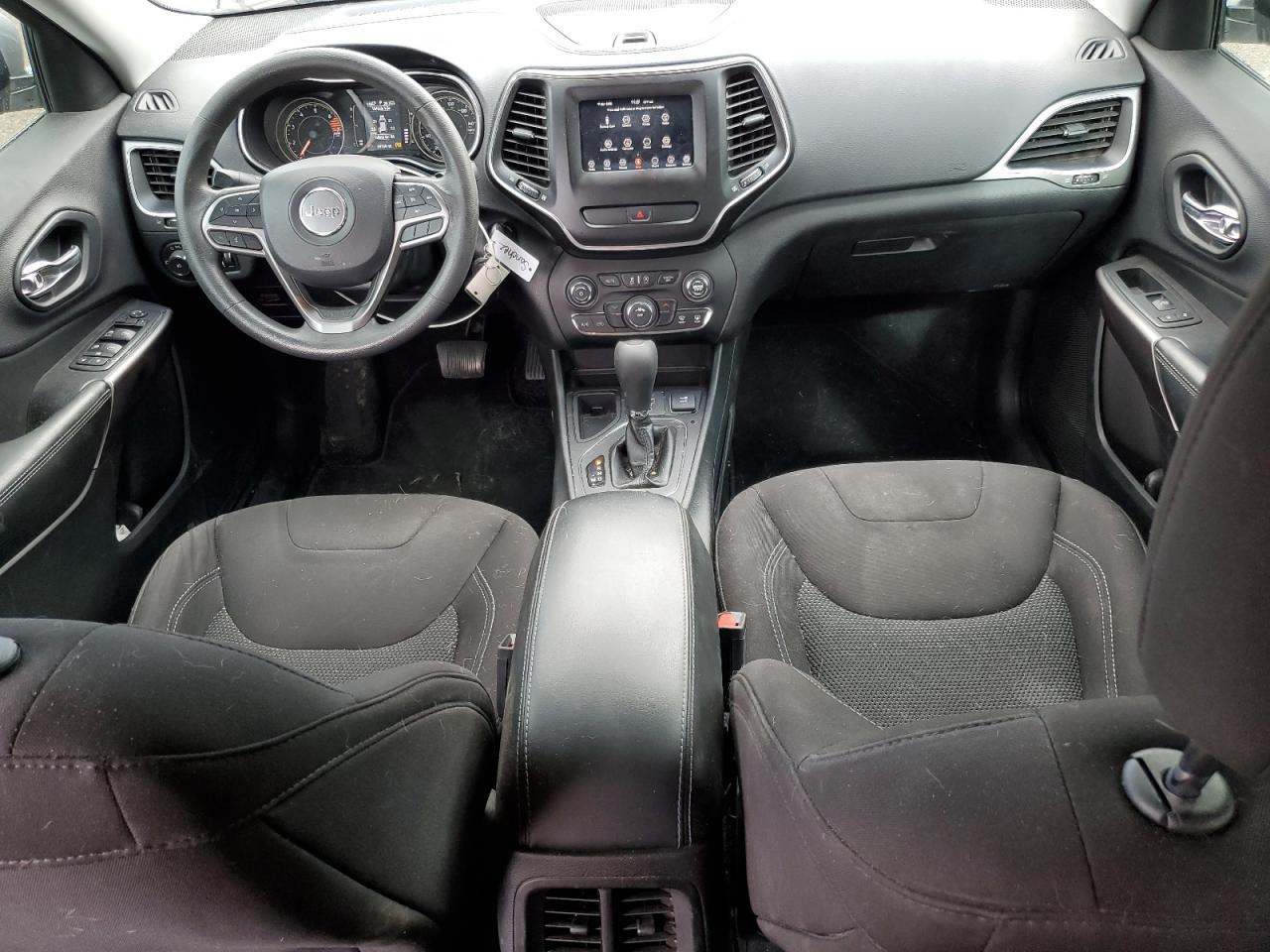 2019 Jeep Cherokee Latitude VIN: 1C4PJLCB0KD376803 Lot: 93527705