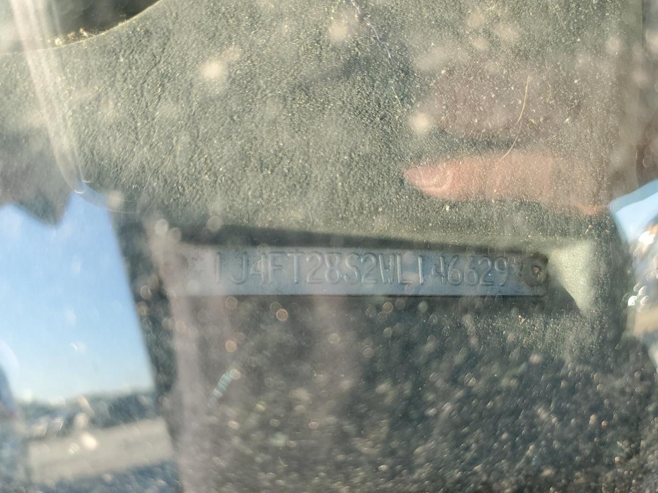 1998 Jeep Cherokee Se VIN: 1J4FT28S2WL146629 Lot: 81841545