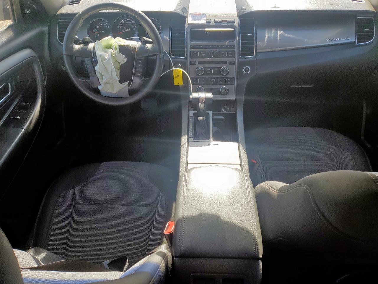 2011 Ford Taurus Sel VIN: 1FAHP2EWXBG105880 Lot: 92890825