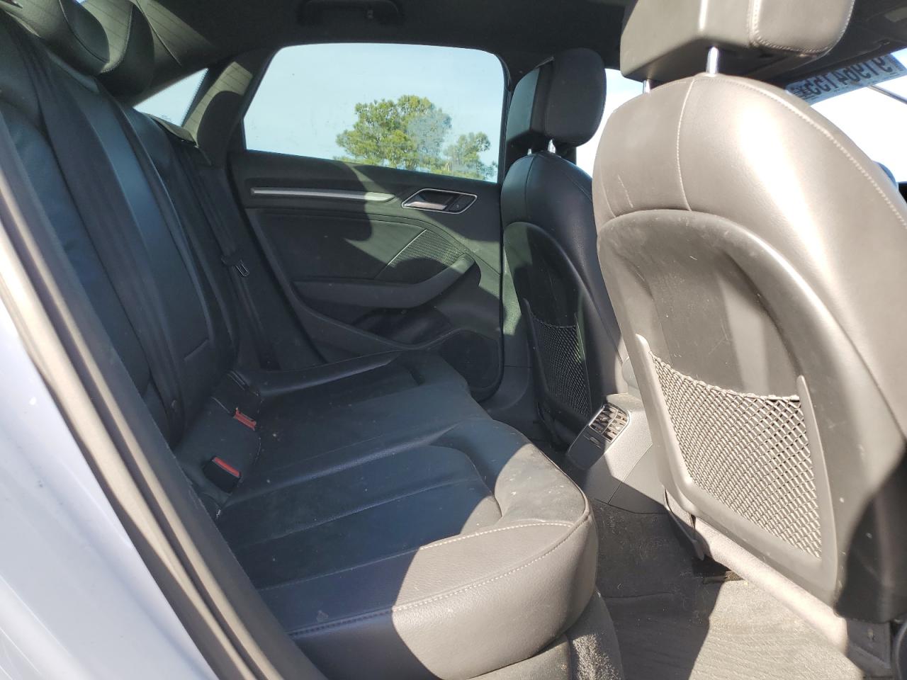 2017 Audi A3 Premium VIN: WAUAUGFF2H1037504 Lot: 91964155