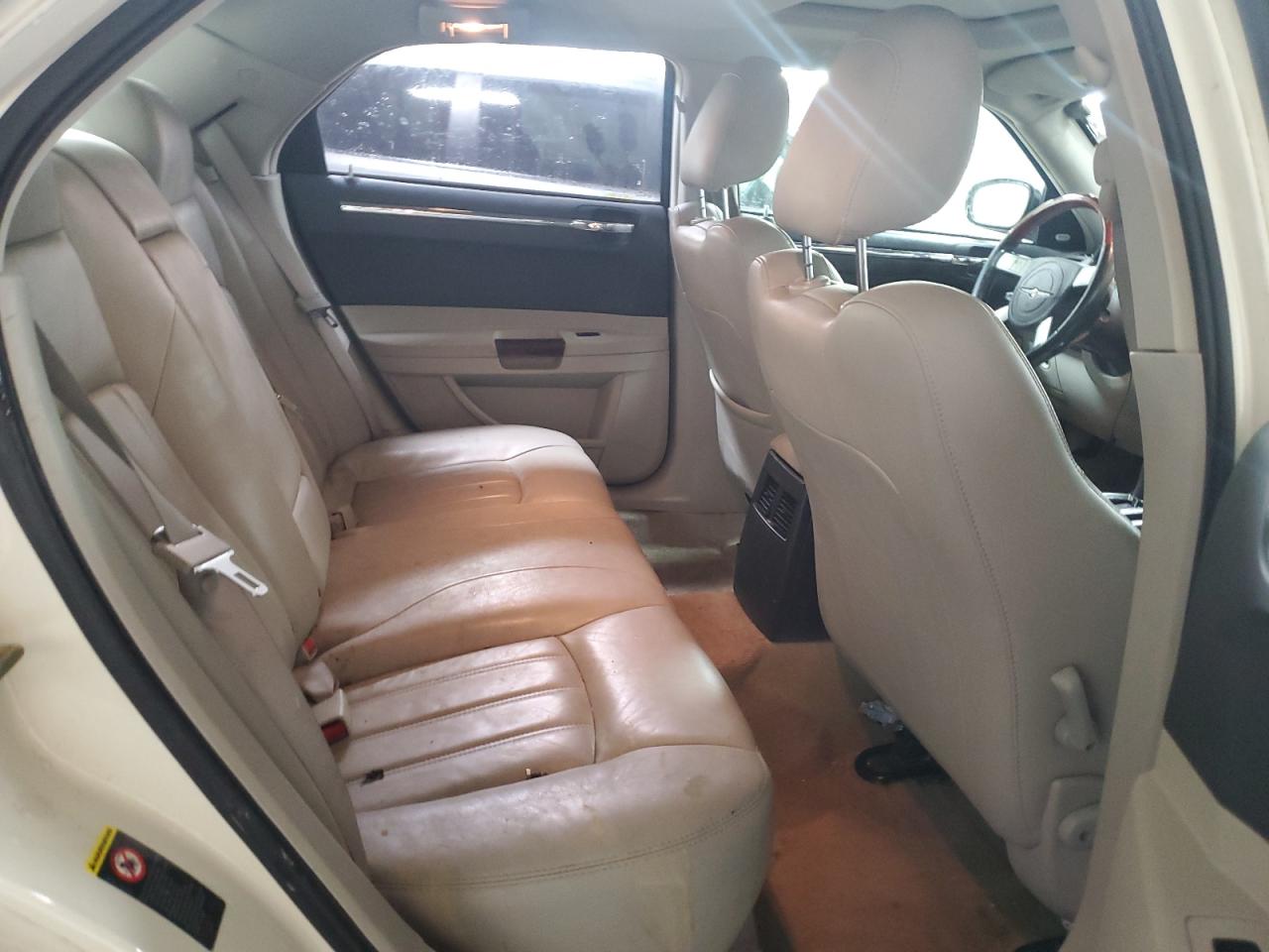 2005 Chrysler 300C VIN: 2C3AA63HX5H615670 Lot: 92489105