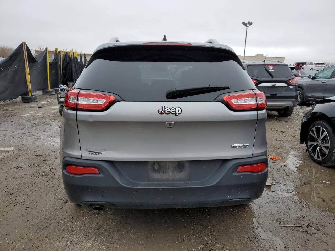 2017 Jeep Cherokee Latitude VIN: 1C4PJLCB2HW502883 Lot: 92589085