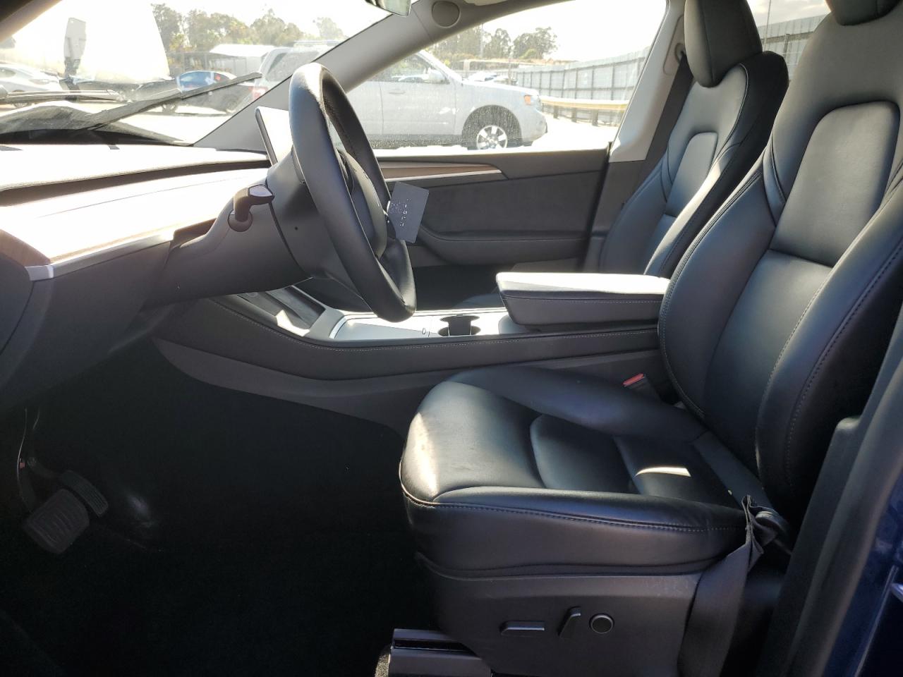 2023 Tesla Model Y VIN: 7SAYGDEE2PF972238 Lot: 91700305