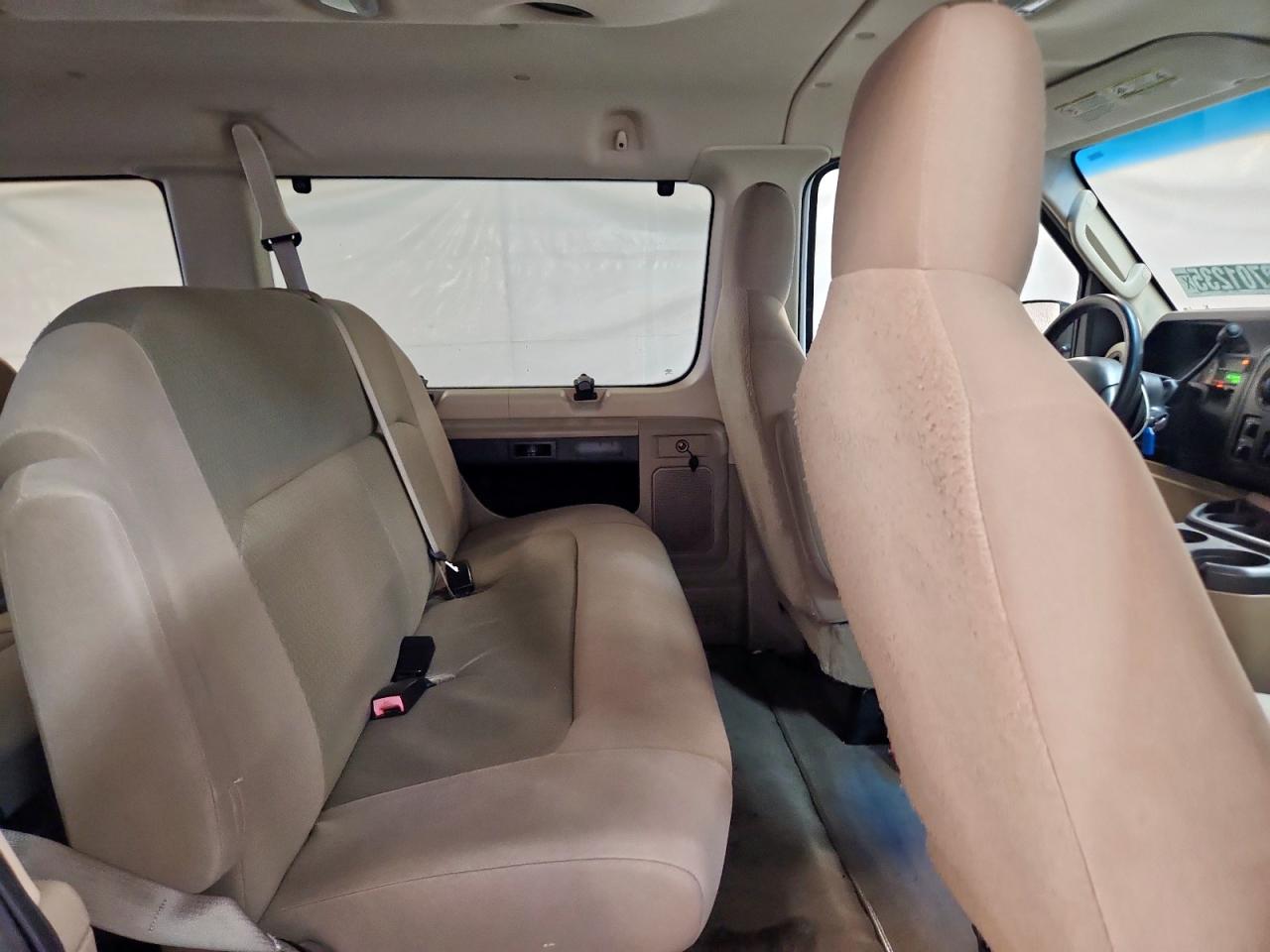 2009 Ford Econoline E350 Super Duty Wagon VIN: 1FBNE31L19DA27641 Lot: 92701235