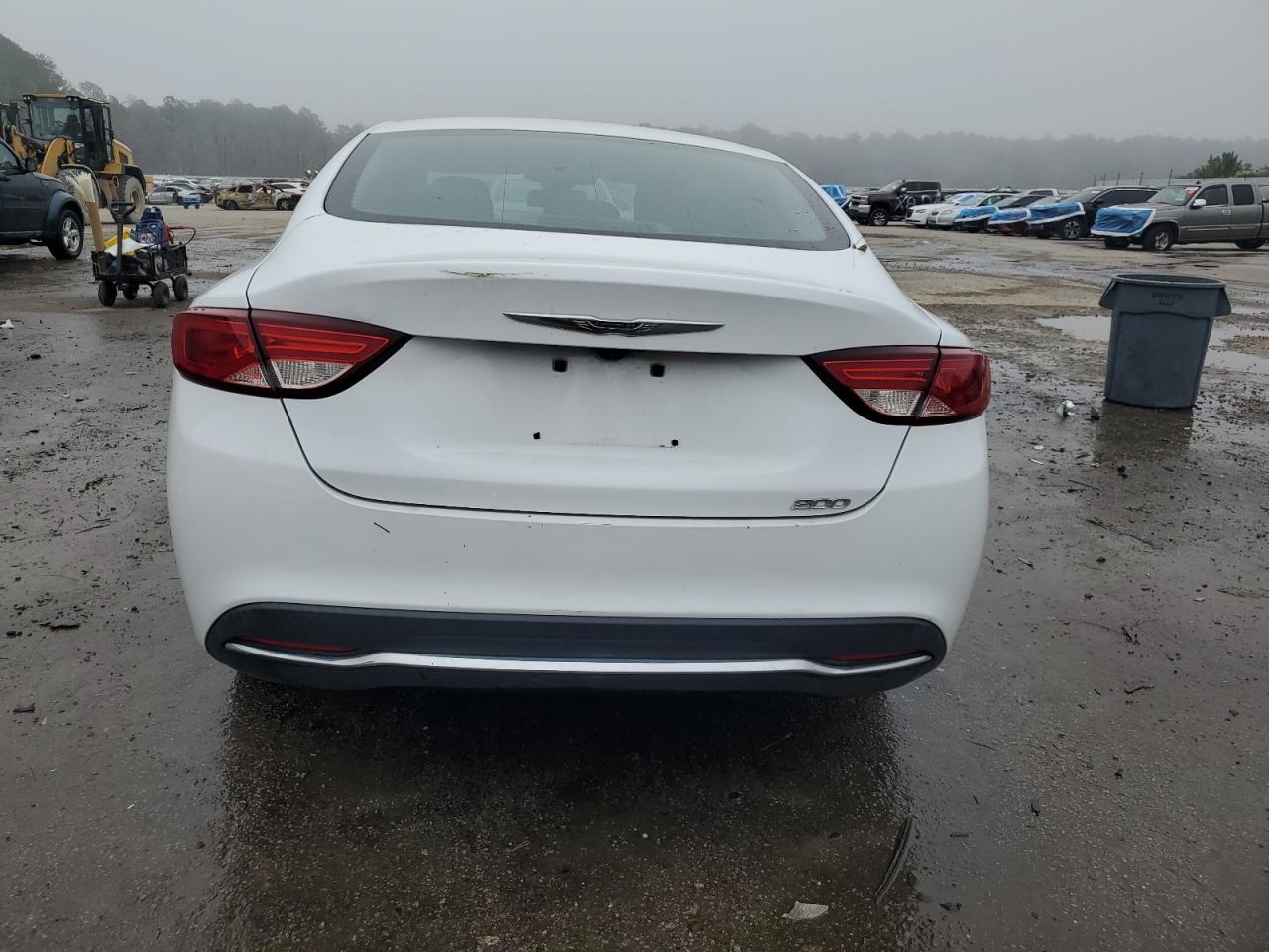2015 Chrysler 200 Limited VIN: 1C3CCCABXFN716247 Lot: 93537105
