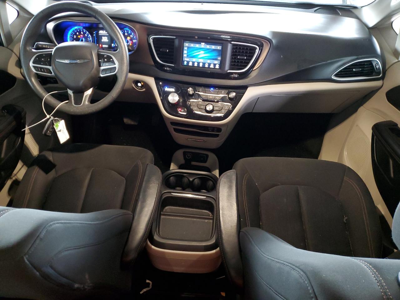 2018 Chrysler Pacifica Touring Plus VIN: 2C4RC1FG4JR279968 Lot: 92754285