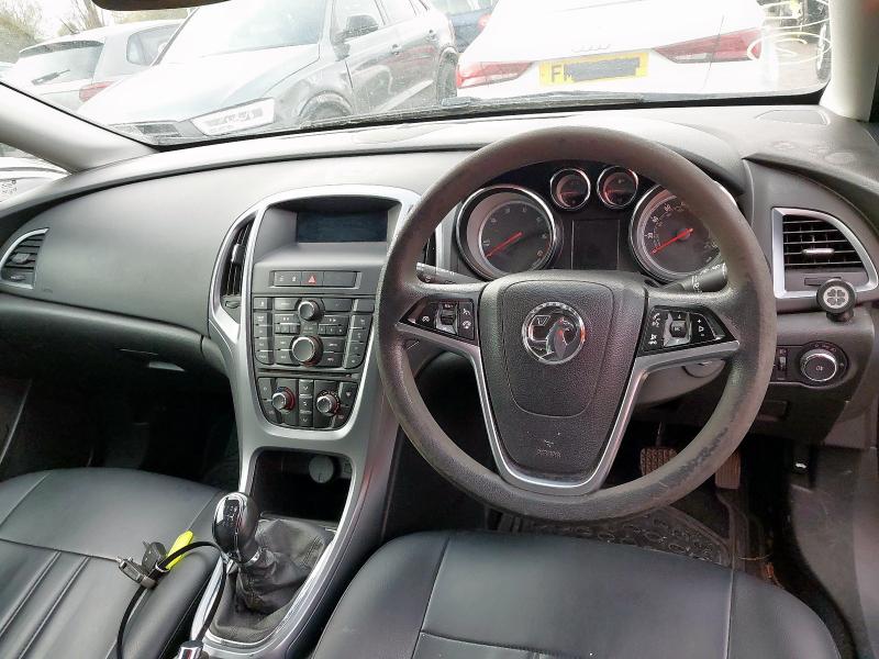 2014 VAUXHALL ASTRA 1.6 CDTI 16V ECOFLEX 136 DESIGN 5DR